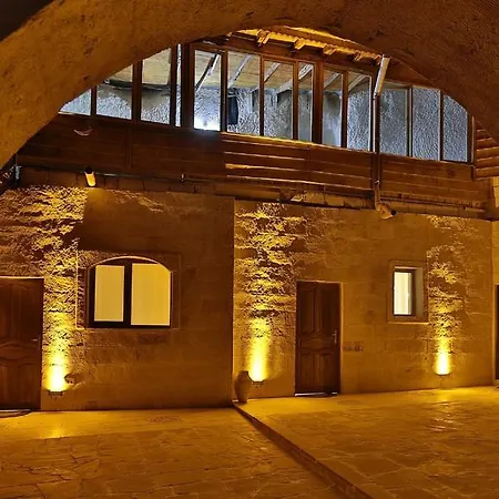 Garden Cave