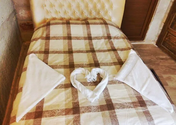 Hostel Garden Cave *